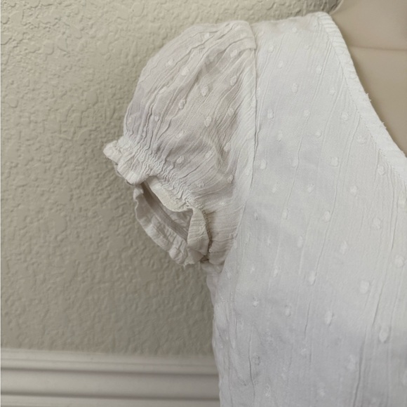 Hollister White Eyelet Puff Sleeve Crop Top - Coquette- size XS - Picture 4 of 8